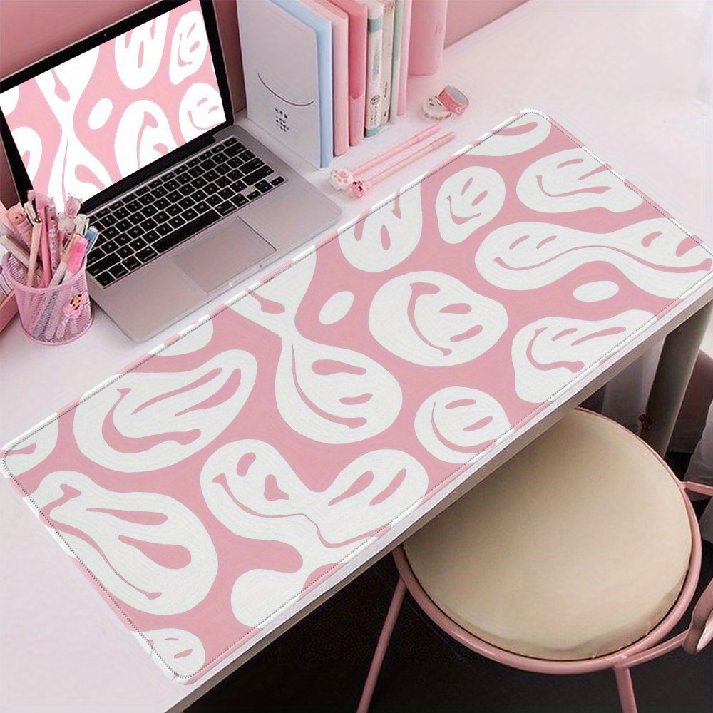 سجادة مكتب وردية جمالية كبيرة  - مراجعة Desk Setup Study وسعره