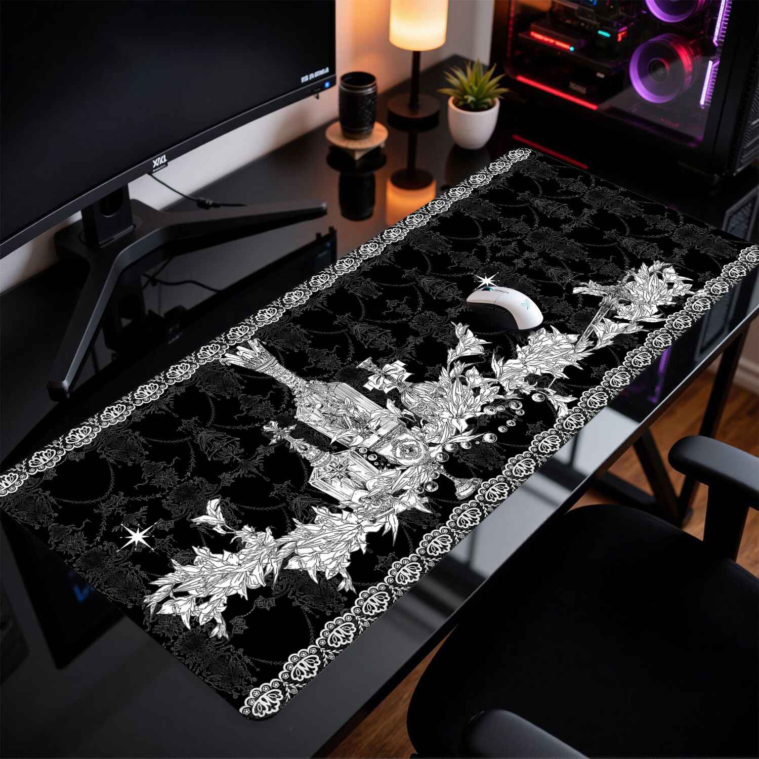 لوحة ماوس بتصميم مبنى قوطي من  - مراجعة Rubber Mat Desk وسعره