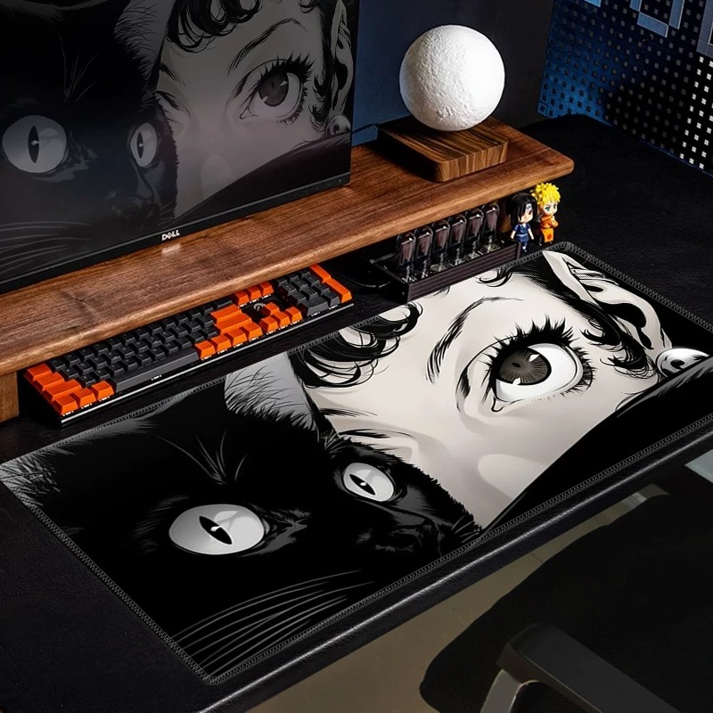 لوحة ماوس للألعاب بتصميم قطة س - مراجعة Desk Setup Black وسعره